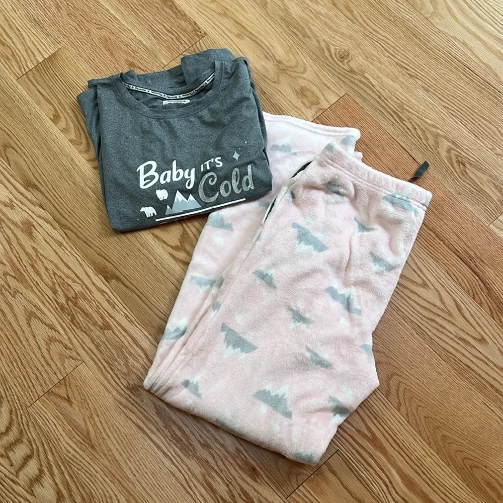 New! BearPaw grey/pink multi two piece pajama set.